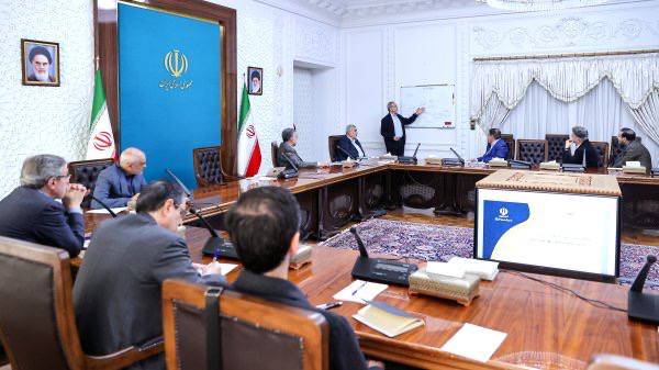هدف دولت از اجرای طرح پزشک خانواده افزایش کارآمدی و رضایت مردم و کادر درمان است.