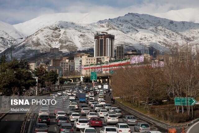 کاهش نسبی دمای هوای تهران در روزهای نخست بهار